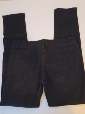Black Women’s Skinny Stretch Jeans